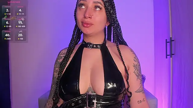 Snapshot of scarlett_Collinss chatting on 1, 6, 2026 scarlett Collinss online show from 1, 6, 2026