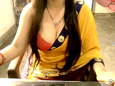 RIYA SOOD online show from 22, 10, 2025