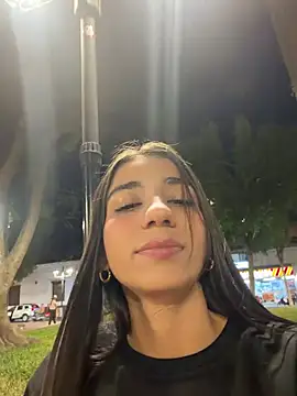 -juicy  online show from 3, 7, 2026