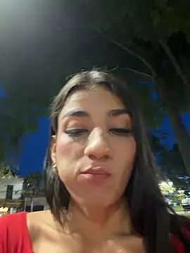 -juicy  online show from 6, 7, 2026