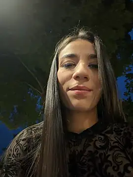 -juicy  online show from 12, 7, 2026