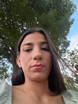 -juicy  online show from 17, 7, 2026