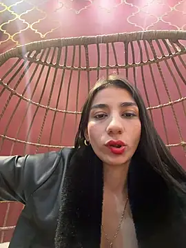 -juicy  online show from 26, 7, 2026