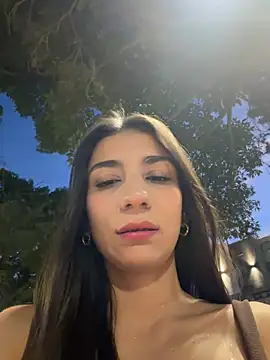 -juicy  online show from 28, 7, 2026