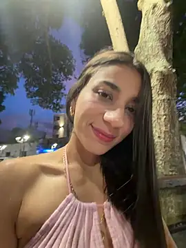 -juicy  online show from 30, 7, 2026
