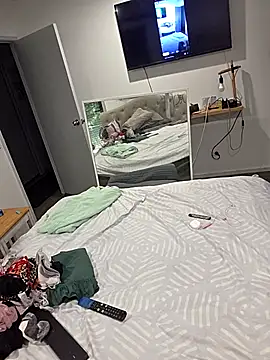 iamthepublickmasterbater online show from 8, 2, 2026