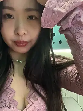 Snapshot of Abby_0505 chatting on 7, 11, 2025 Abby 0505 online show from 7, 11, 2025