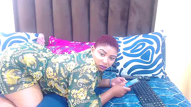 AfricanQueenxx40 online show from 17, 2, 2026