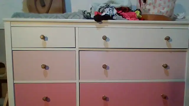 arianababyxo online show from 2, 4, 2026