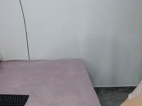 Snapshot of dulceeee_mariiaa chatting on 2, 10, 2025 dulceeee mariiaa online show from 2, 10, 2025