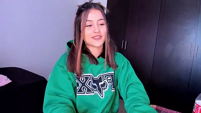 Ana  Pink online show from 20, 9, 2025