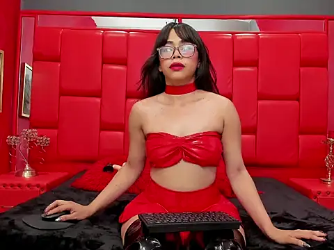 Snapshot of CarlaLordes chatting on 14, 10, 2025 CarlaLordes online show from 14, 10, 2025