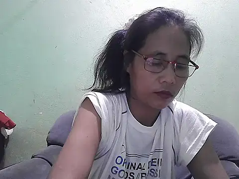 Snapshot of HotLadyPinay32 chatting on 16, 1, 2026 HotLadyPinay32 online show from 16, 1, 2026