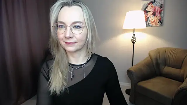 Snapshot of Ava_Elior chatting on 10, 3, 2026 Ava Elior online show from 10, 3, 2026