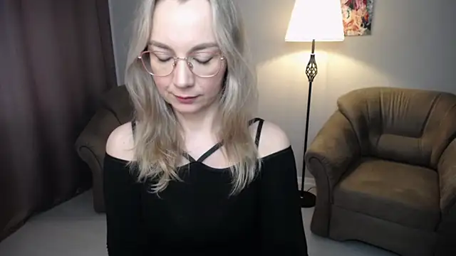 Snapshot of Ava_Elior chatting on 27, 3, 2026 Ava Elior online show from 27, 3, 2026