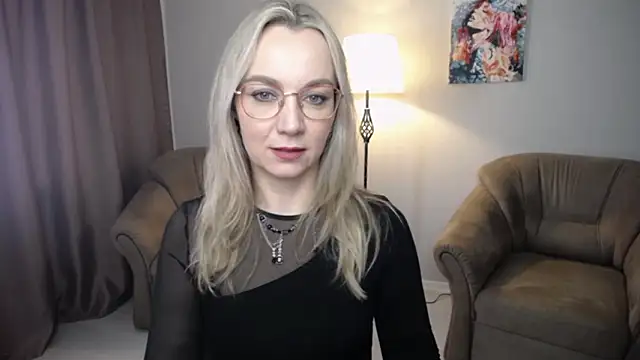 Snapshot of Ava_Elior chatting on 28, 3, 2026 Ava Elior online show from 28, 3, 2026