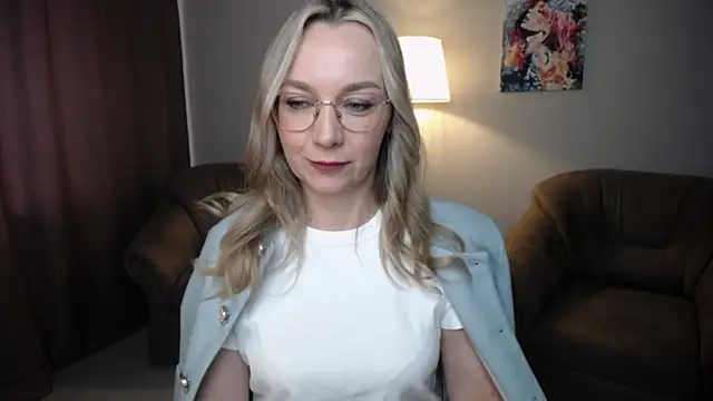 Snapshot of Ava_Elior chatting on 30, 3, 2026 Ava Elior online show from 30, 3, 2026