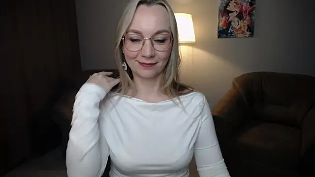 Snapshot of Ava_Elior chatting on 1, 4, 2026 Ava Elior online show from 1, 4, 2026