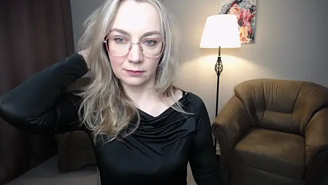 Snapshot of Ava_Elior chatting on 14, 4, 2026 Ava Elior online show from 14, 4, 2026