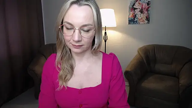 Snapshot of Ava_Elior chatting on 16, 4, 2026 Ava Elior online show from 16, 4, 2026