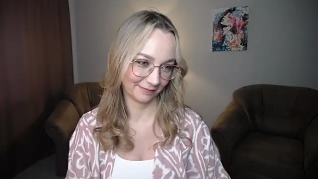 Snapshot of Ava_Elior chatting on 18, 6, 2026 Ava Elior online show from 18, 6, 2026