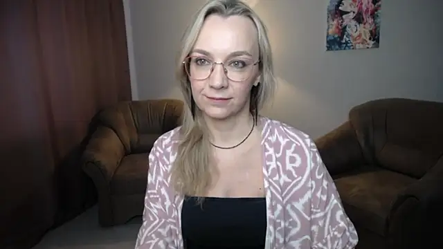 Snapshot of Ava_Elior chatting on 18, 7, 2026 Ava Elior online show from 18, 7, 2026