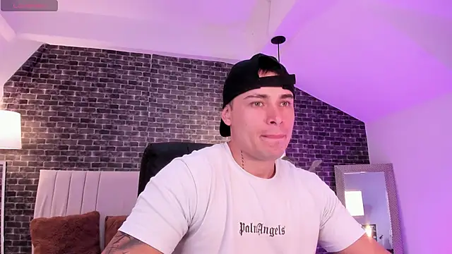 Snapshot of connorsmiith chatting on 6, 2, 2026 connorsmiith online show from 6, 2, 2026