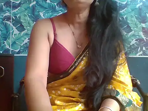 Snapshot of Marathi_q4een01 chatting on 16, 10, 2025 Marathi q4een01 online show from 16, 10, 2025