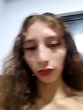 amelie sex online show from 31, 3, 2026