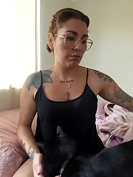 Snapshot of xjuanaxmaldadxxx chatting on 25, 11, 2025 xjuanaxmaldadxxx online show from 25, 11, 2025