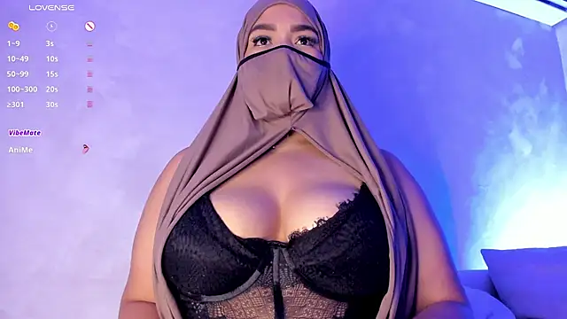 Snapshot of thaira_aly chatting on 22, 6, 2026 thaira aly online show from 22, 6, 2026