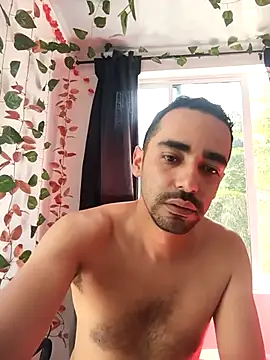 Snapshot of stivenlujan69 chatting on 9, 2, 2026 stivenlujan69 online show from 9, 2, 2026