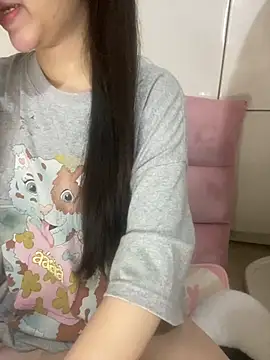 Snapshot of RubyBerry chatting on 3, 10, 2025 RubyBerry online show from 3, 10, 2025