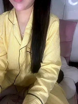 Snapshot of RubyBerry chatting on 19, 11, 2025 RubyBerry online show from 19, 11, 2025