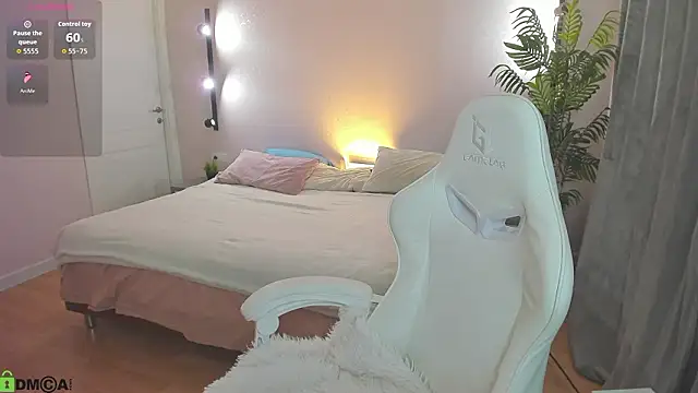 Marie Ellie online show from 4, 2, 2026