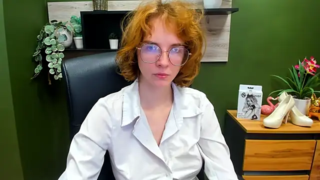 juicyPenny online show from 13, 10, 2025