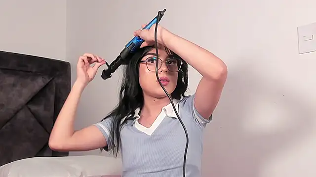 Snapshot of SamanthaRivas_ chatting on 26, 9, 2025 SamanthaRivas online show from 26, 9, 2025