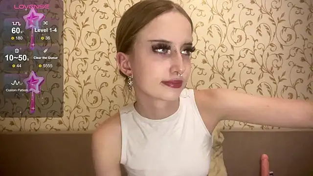 kittywithu online show from 4, 10, 2025