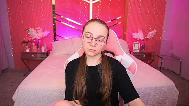 ArrinaWairr online show from 12, 2, 2026