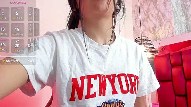 Snapshot of Sheilly_brown chatting on 14, 11, 2025 Sheilly brown online show from 14, 11, 2025