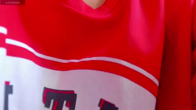 Snapshot of Sheilly_brown chatting on 28, 11, 2025 Sheilly brown online show from 28, 11, 2025