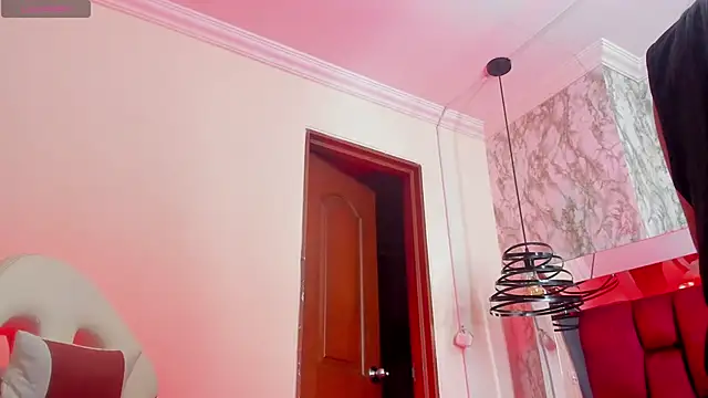 Snapshot of Sheilly_brown chatting on 18, 12, 2025 Sheilly brown online show from 18, 12, 2025