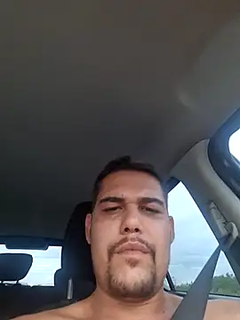 Snapshot of feehzungi0000 chatting on 23, 2, 2026 feehzungi0000 online show from 23, 2, 2026