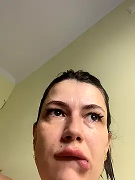 Snapshot of Cute_Erika chatting on 24, 9, 2025 Cute Erika online show from 24, 9, 2025