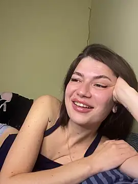 Snapshot of Cute_Erika chatting on 12, 10, 2025 Cute Erika online show from 12, 10, 2025