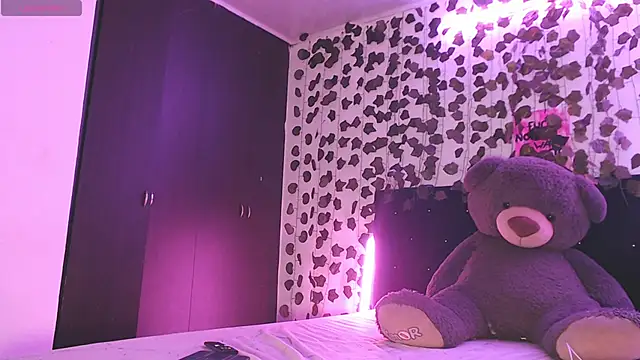 Snapshot of Liawood1 chatting on 29, 9, 2025 Liawood1 online show from 29, 9, 2025