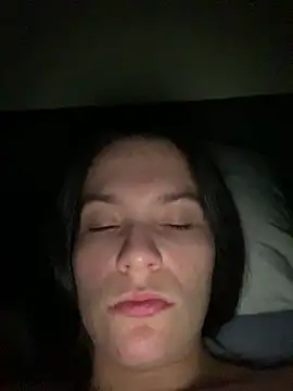 Snapshot of Mineirinhajuju chatting on 4, 11, 2025 Mineirinhajuju online show from 4, 11, 2025