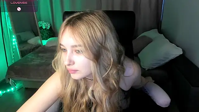 TaisiaHot online show from 13, 3, 2026