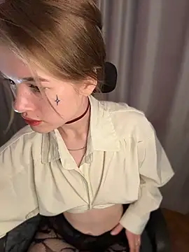 Snapshot of Marryme- chatting on 28, 6, 2026 Marryme- online show from 28, 6, 2026