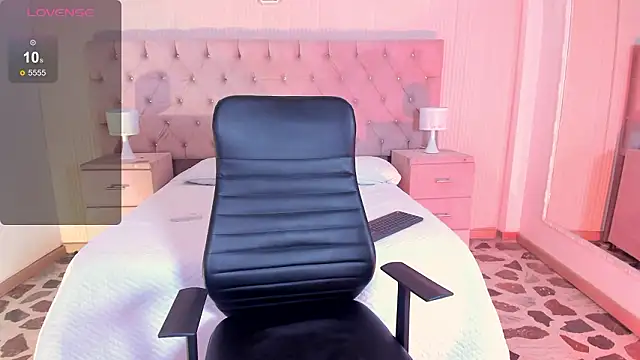 AdharaSweet1  online show from 4, 2, 2026